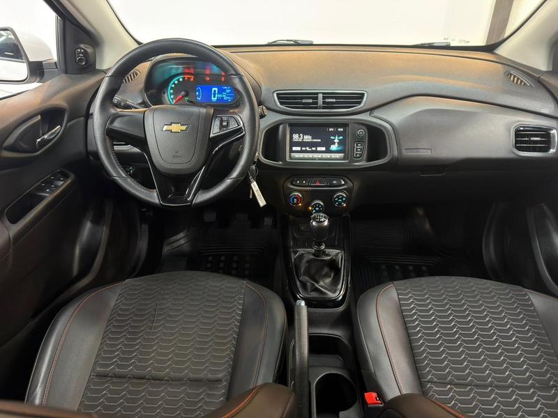 Chevrolet Onix Hatch LT 1.0 8V Flexpower 5P Mec. - foto 14