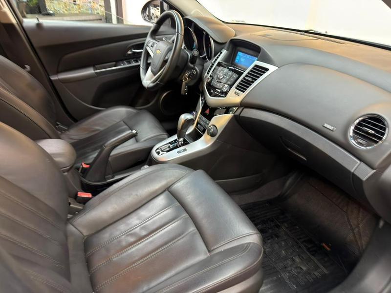 Chevrolet Cruze LT 1.8 16V Flexpower 4P Aut. - foto 14