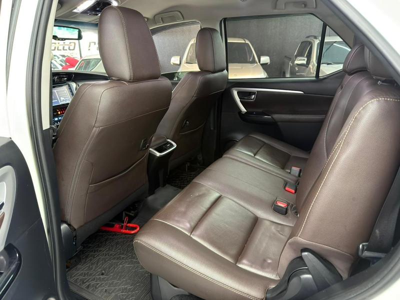 Toyota SW4 Srx 4X4 2.8 TDI 16V Dies. Aut. - foto 12
