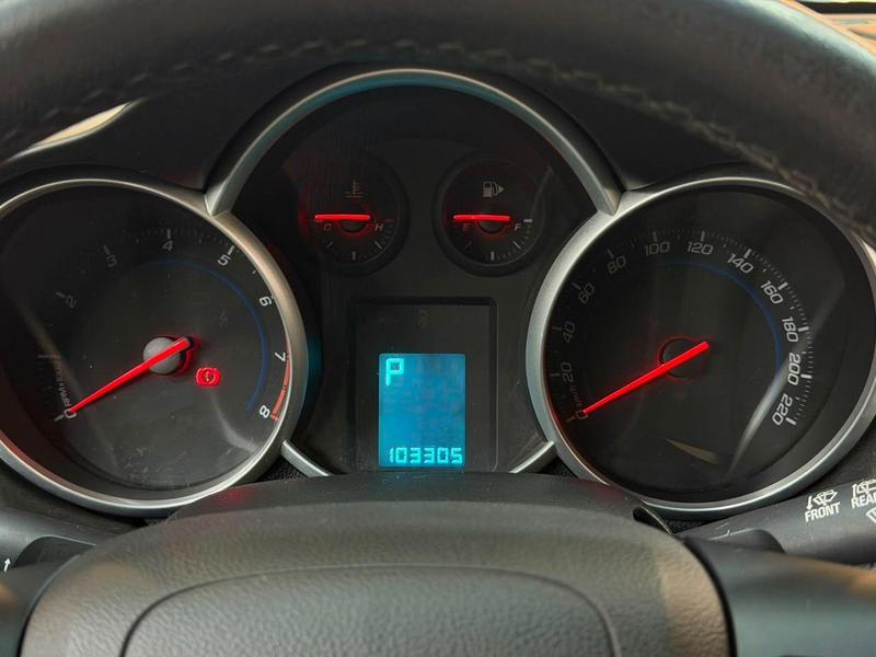 Chevrolet Cruze LT Hb - foto 7