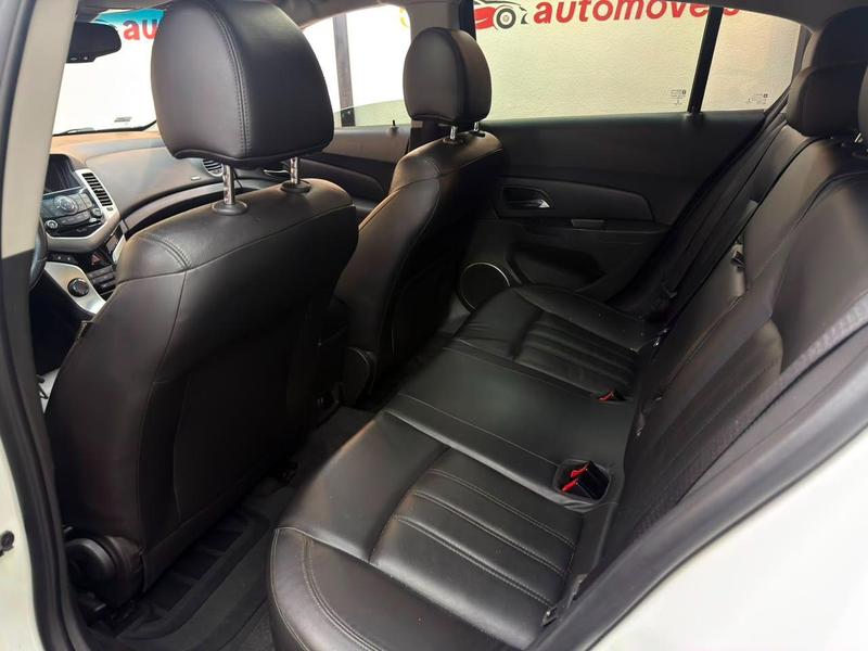 Chevrolet Cruze LT Hb - foto 8