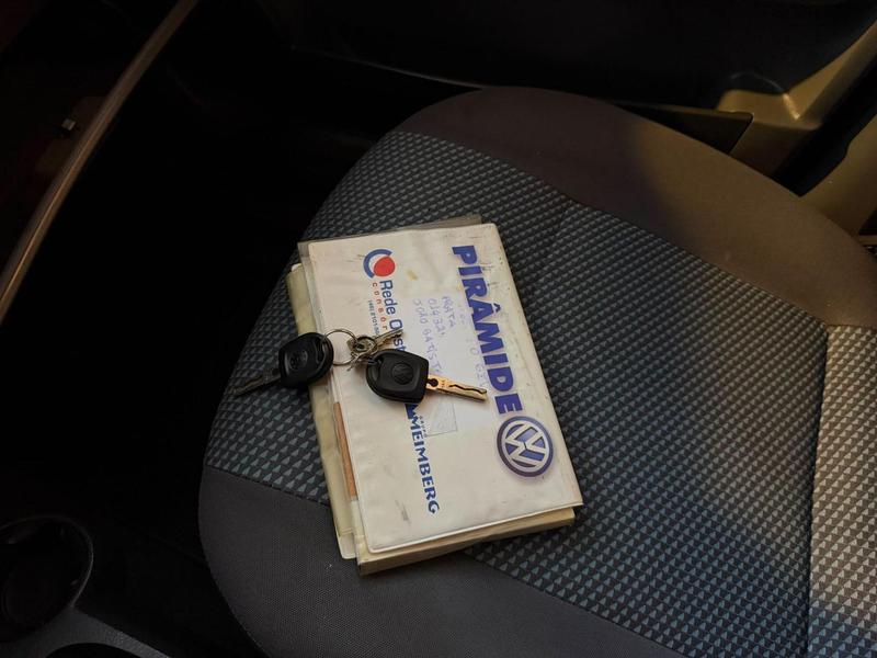 Volkswagen Gol City (trend) 1.0 Mi Total Flex 8V 2P - foto 11