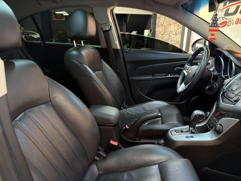 Chevrolet Cruze LT 1.8 16V Flexpower 4P Aut. - foto 12