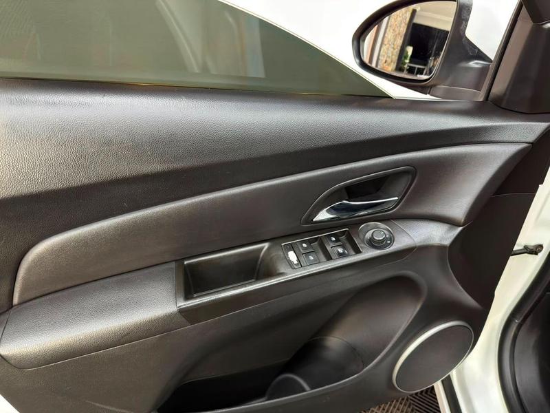 Chevrolet Cruze LT 1.8 16V Flexpower 4P Aut. - foto 16