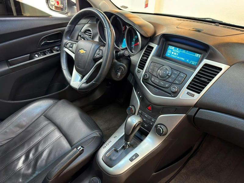 Chevrolet Cruze LT 1.8 16V Flexpower 4P Aut. - foto 17
