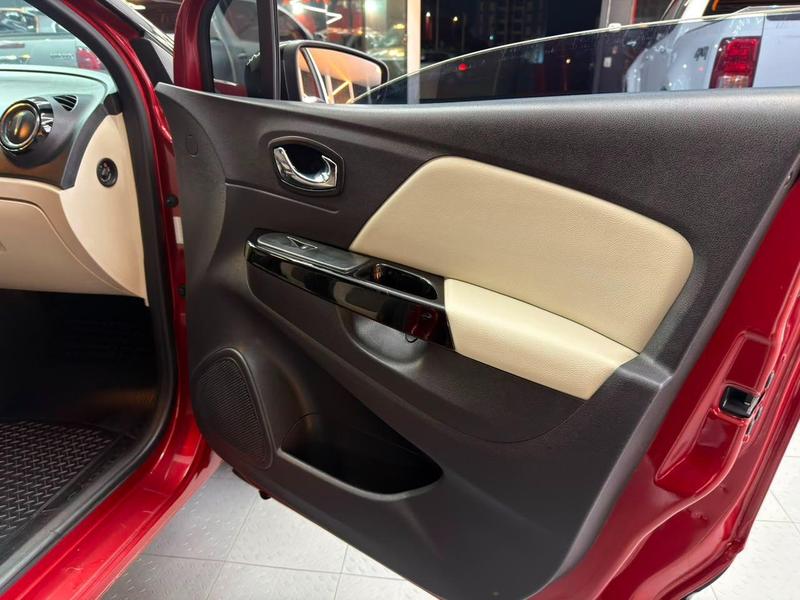 Renault Captur Inten 16a - foto 17