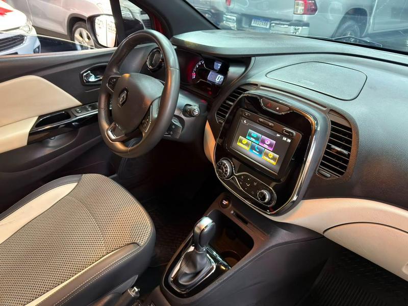 Renault Captur Inten 16a - foto 9