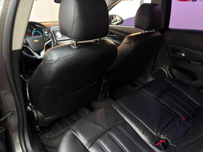 Chevrolet Cruze LT 1.8 16V Flexpower 4P Aut. - foto 8