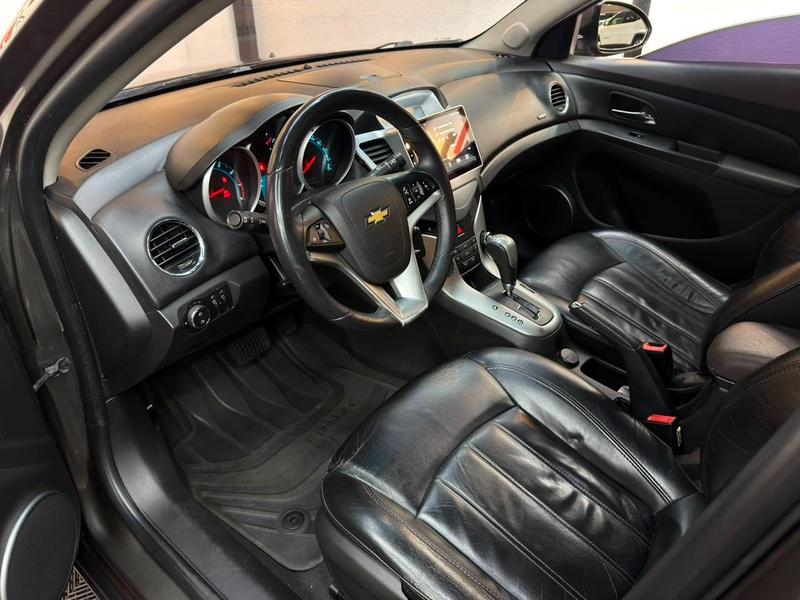 Chevrolet Cruze LT 1.8 16V Flexpower 4P Aut. - foto 11
