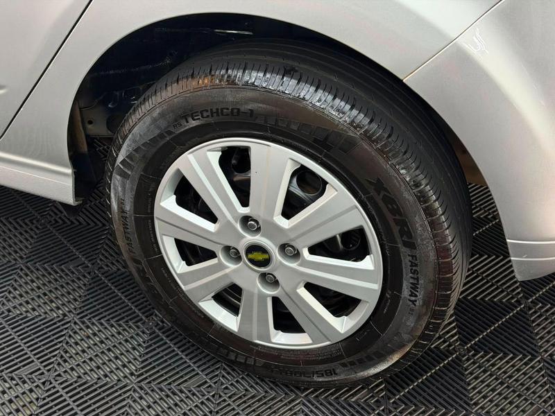 Chevrolet Onix Hatch Ls 1.0 8V Flexpower 5P Mec. - foto 18