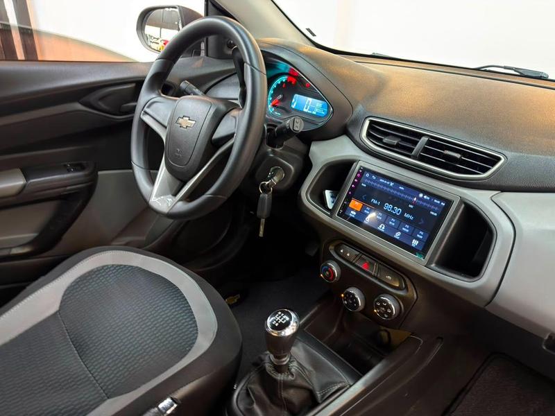 Chevrolet Onix Hatch Ls 1.0 8V Flexpower 5P Mec. - foto 11