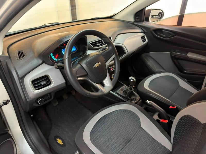 Chevrolet Onix Hatch Ls 1.0 8V Flexpower 5P Mec. - foto 17