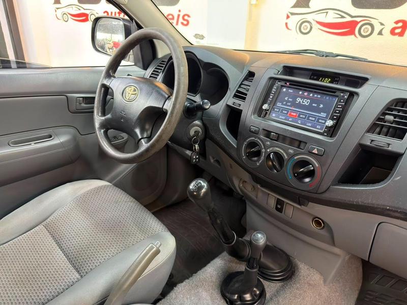 Toyota Hilux Cd4x4 Std - foto 13