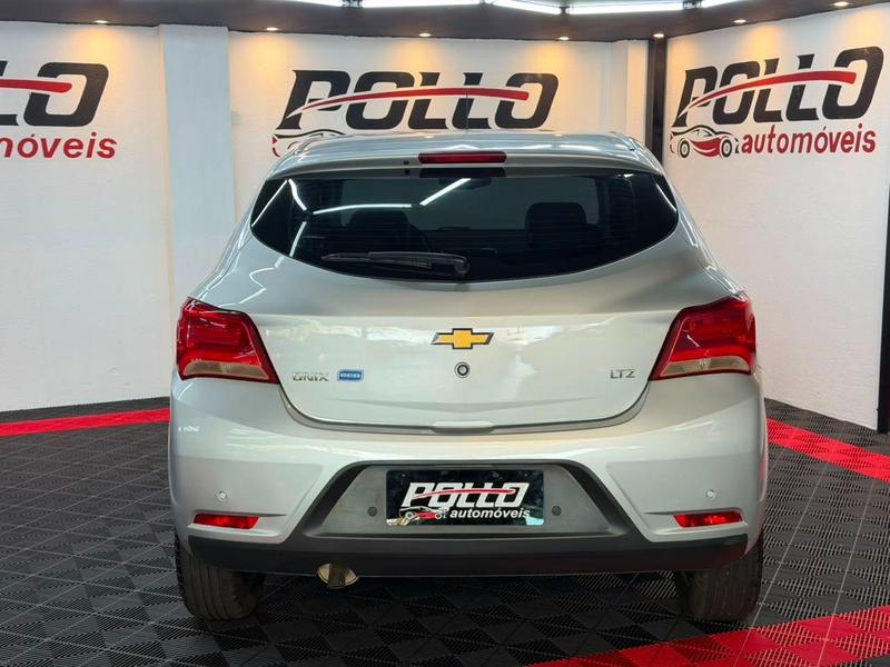 Chevrolet Onix Hatch LT 1.4 8V Flexpower 5P Aut. - foto 6