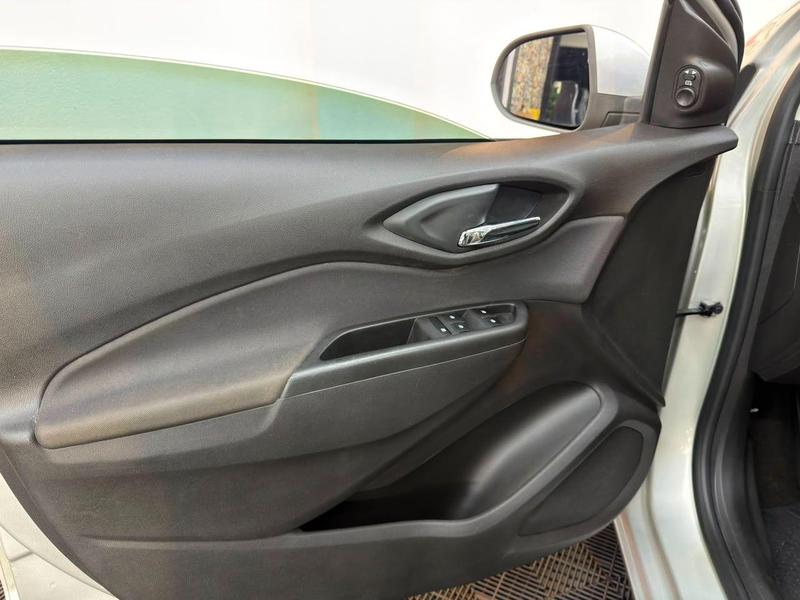 Chevrolet Onix Hatch LT 1.4 8V Flexpower 5P Aut. - foto 19