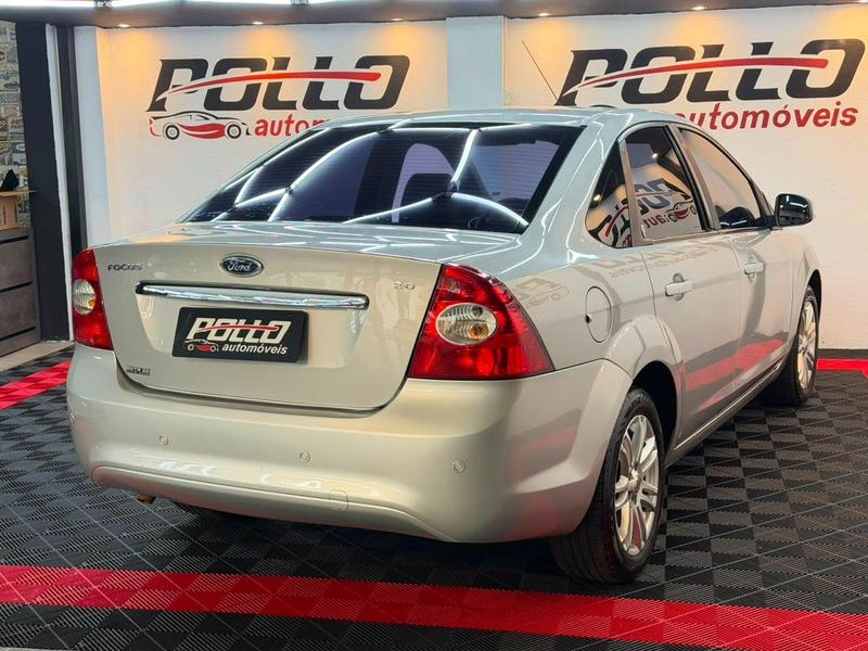 Ford Focus Ghia 2.0 Lfc - foto 4