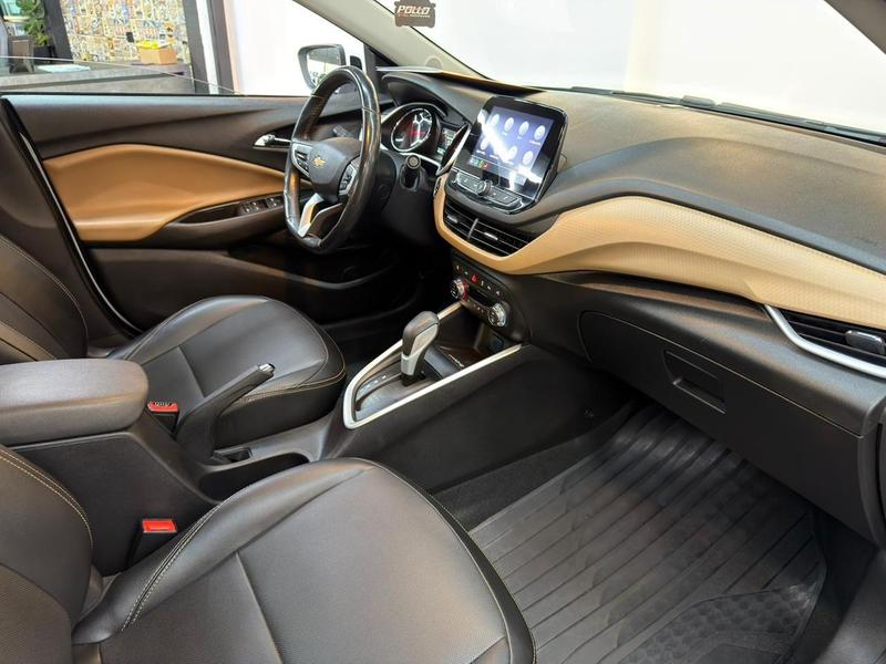 Chevrolet Onix Plus 10tat - foto 11