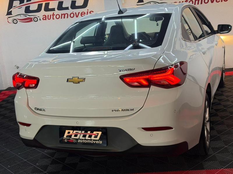 Chevrolet Onix Plus 10tat - foto 4