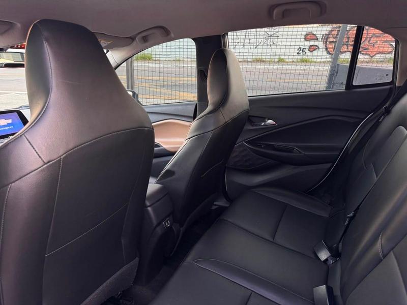 Chevrolet Onix 10tat - foto 9