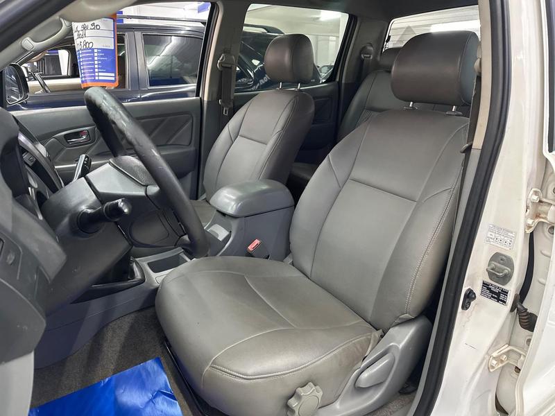 Toyota Hilux Cd4x4 Srv - foto 3