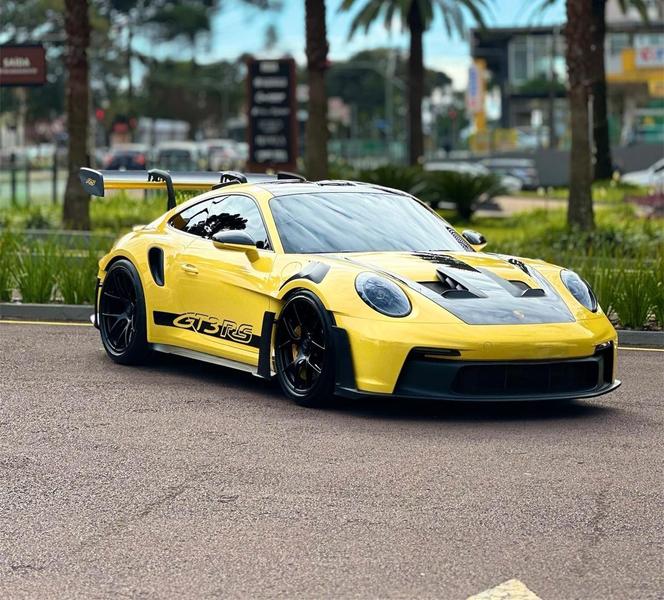 PORSCHE 911 GT3 RS