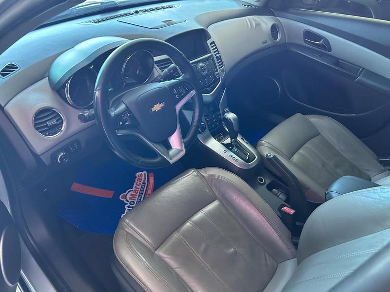Chevrolet Cruze LT 1.8 16V Flexpower 4P Mec. - foto 3