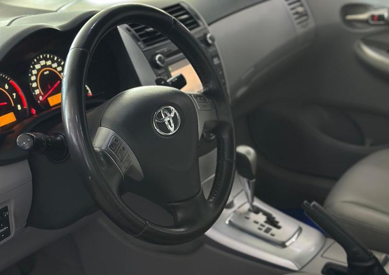 Toyota Corolla XEi 2.0 Flex - foto 2