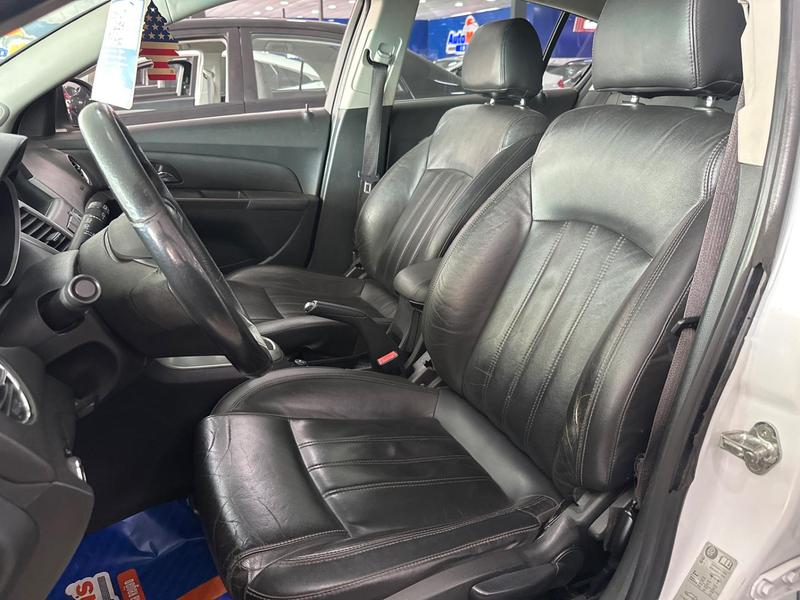 Chevrolet Cruze LT Hb - foto 4