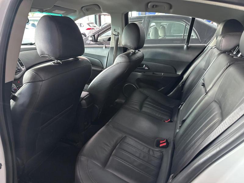 Chevrolet Cruze LT Hb - foto 5
