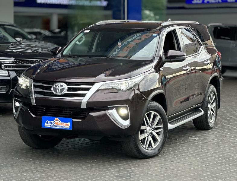 TOYOTA HILUX SWSRXA4FD