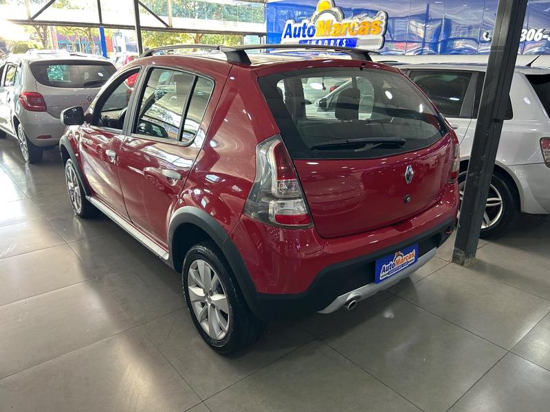 Renault Sandero Stepway - foto 2