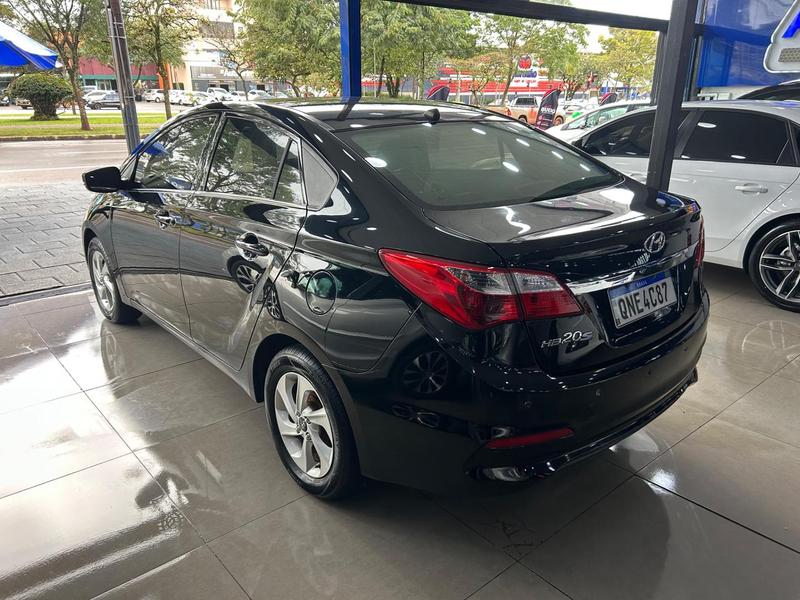 Hyundai HB20S 1.0 - foto 2