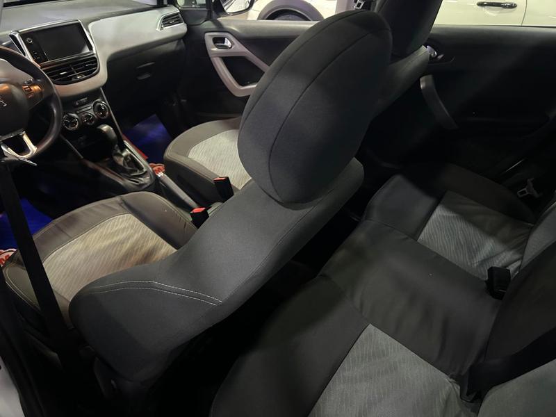 Peugeot 208 Allure - foto 4