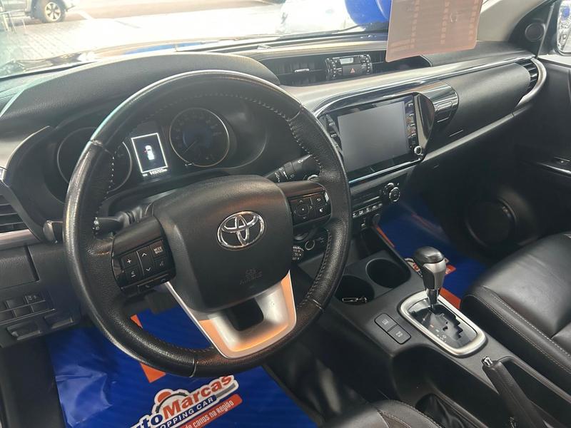 Toyota Hilux Cd 4X4 2.8 Diesel Mec. - foto 4