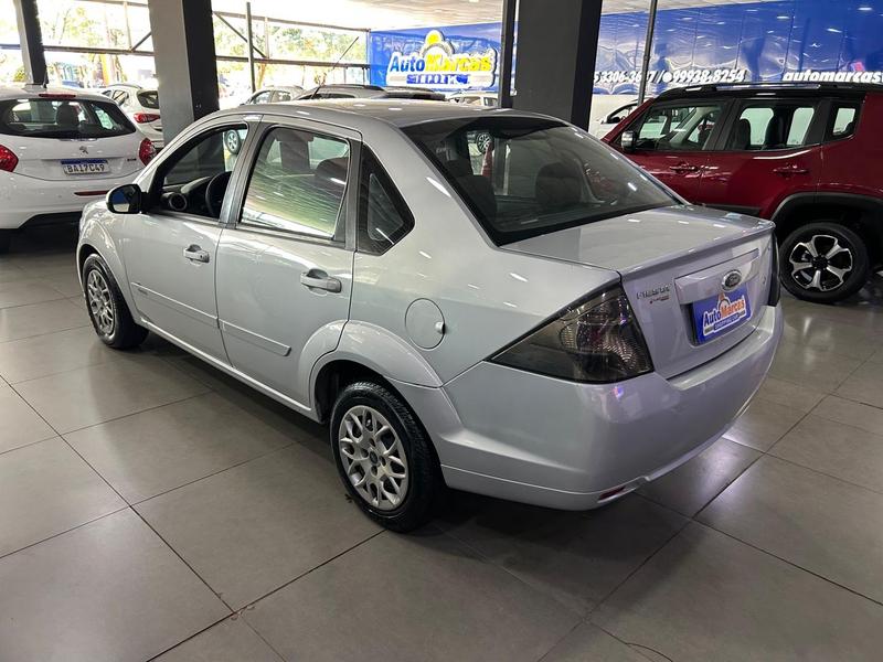 Ford Fiesta Sedan Sedan 1.6 Flex - foto 2