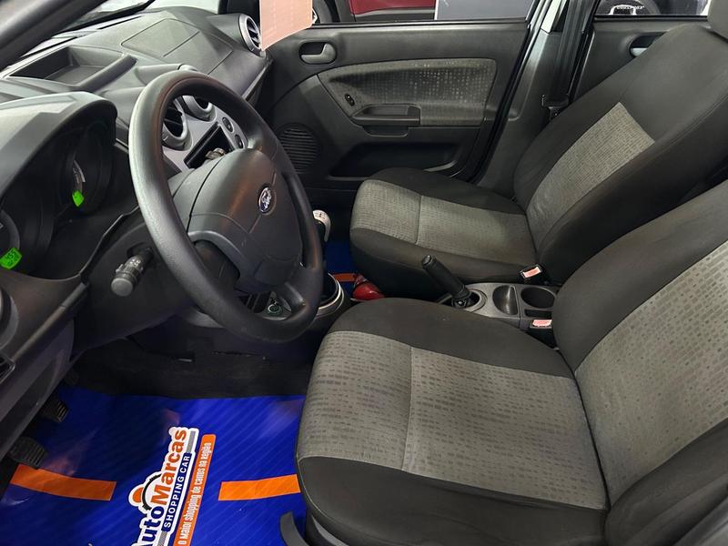 Ford Fiesta Sedan Sedan 1.6 Flex - foto 4
