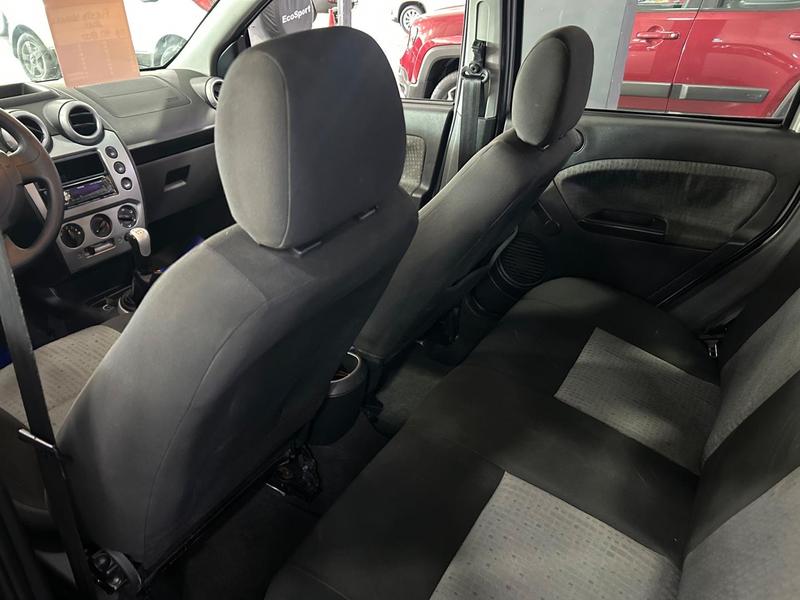 Ford Fiesta Sedan Sedan 1.6 Flex - foto 5