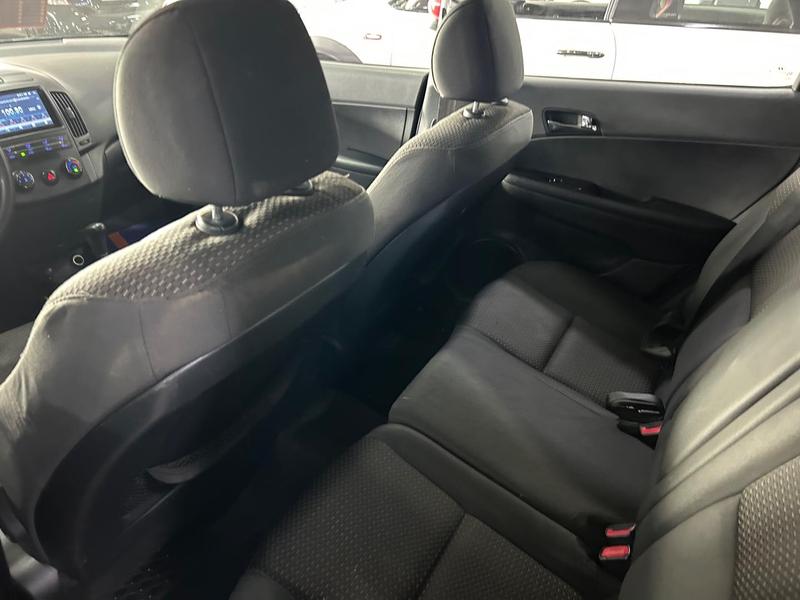 Hyundai i30 2.0 16V 145cv 5P Aut. - foto 6