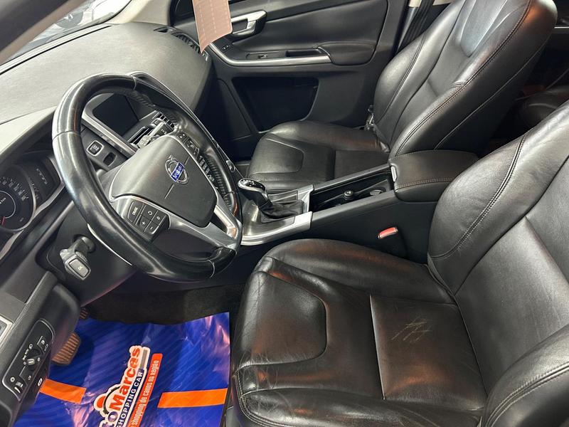 Volvo XC60 2.0 T5 Comf - foto 5