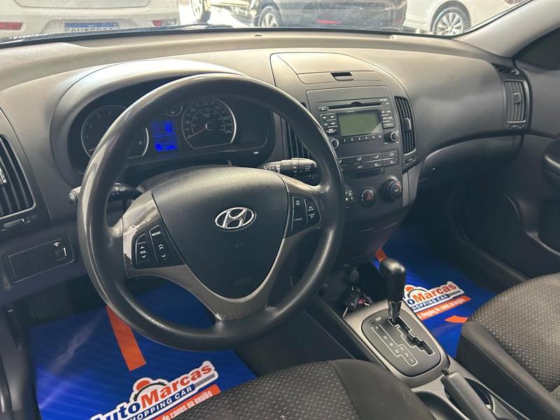 Hyundai i30 2.0 16V 145cv 5P Aut. - foto 4