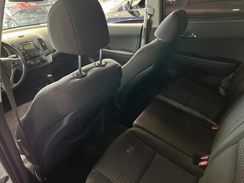 Hyundai i30 2.0 16V 145cv 5P Aut. - foto 6