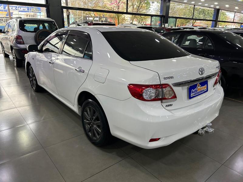 Toyota Corolla Altis 20fx - foto 2