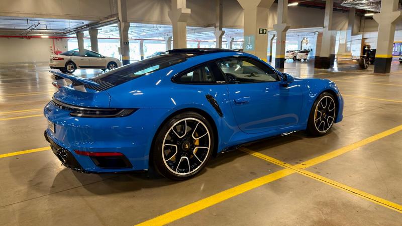 Porsche 911 Turbo S - foto 8