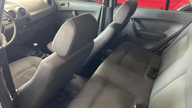 Volkswagen Gol City (trend) 1.0 Mi Total Flex 8V 2P - foto 6