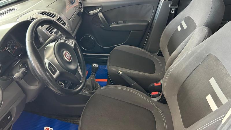 Fiat Siena Essence 1.6 - foto 5
