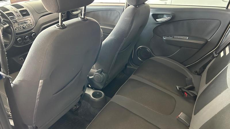 Fiat Siena Essence 1.6 - foto 7