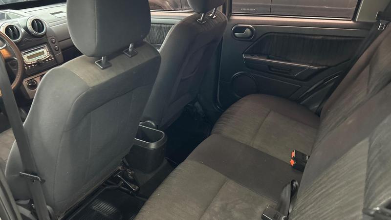 Ford EcoSport XLT 1.6 Flex - foto 6