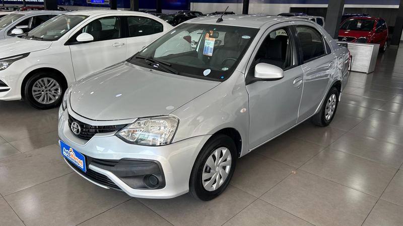 Toyota Etios 2018 à venda