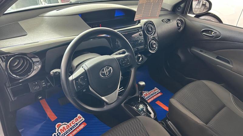 Toyota Etios Sd Xs 1.5 At - foto 3