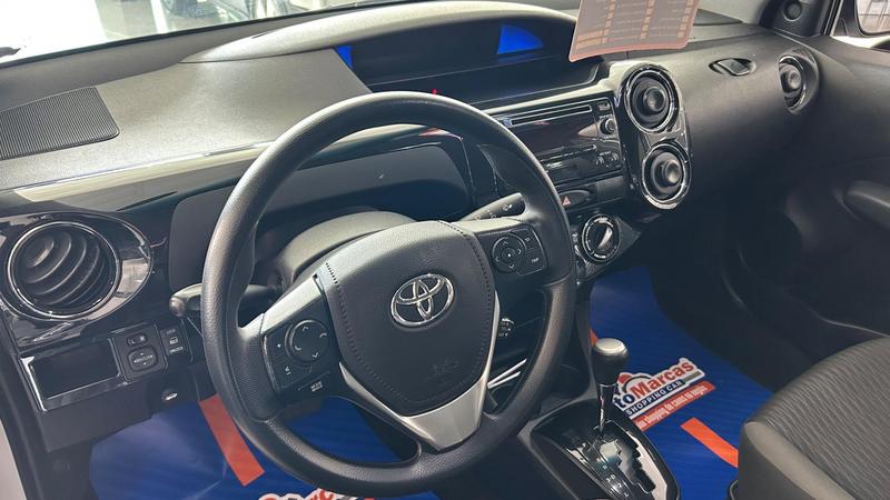 Toyota Etios Sd Xs 1.5 At - foto 4